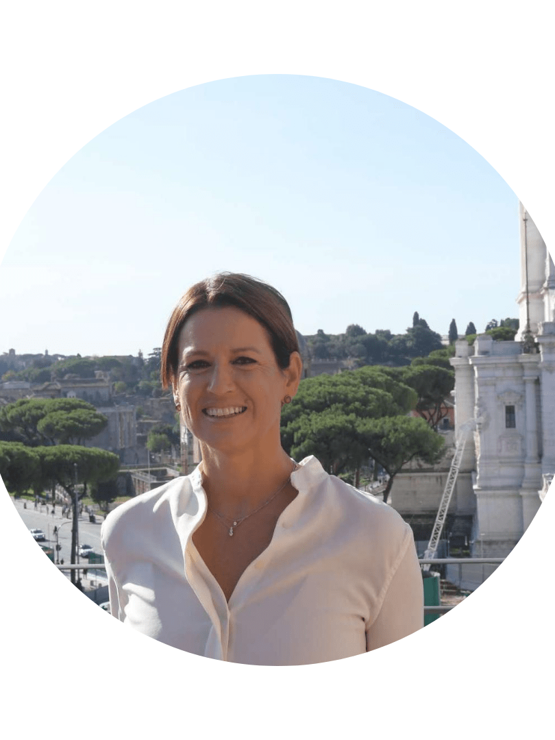 foto Monica Lucarelli sfondo Roma assessorato pari opportunità